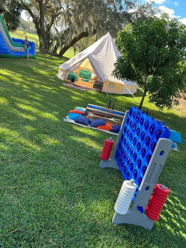 What makes our teepee company different than other companies? 4 What makes our teepee company different than other companies?