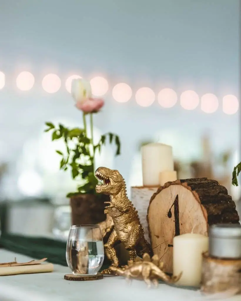 Who's Going To Entertain The Kids During A Wedding? 3 Entertain the kids during a wedding,w