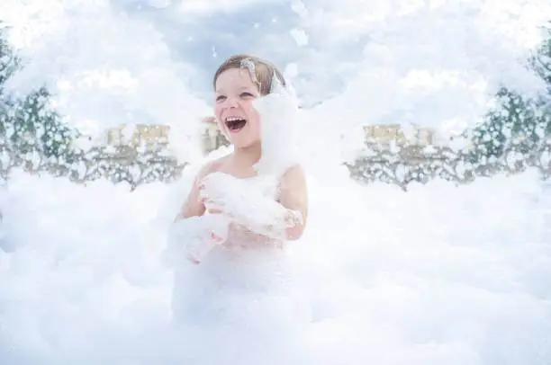 Unleash the Fun: Why throw a Foam Party 2 foam party